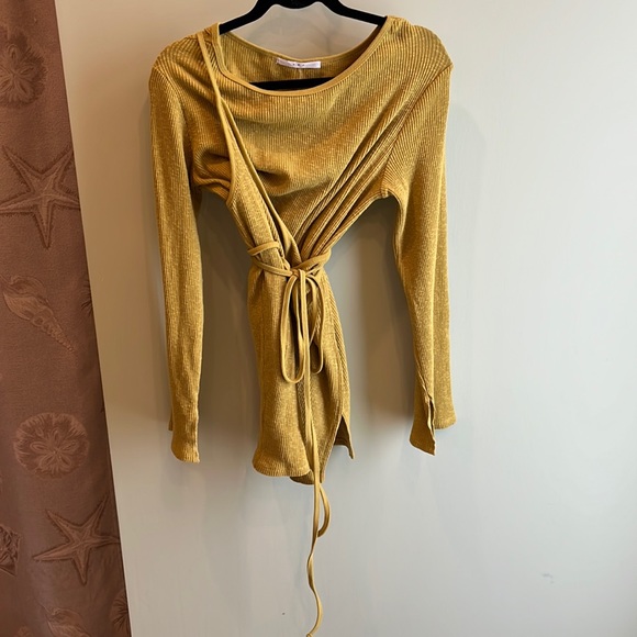 KBF top - Picture 1 of 2